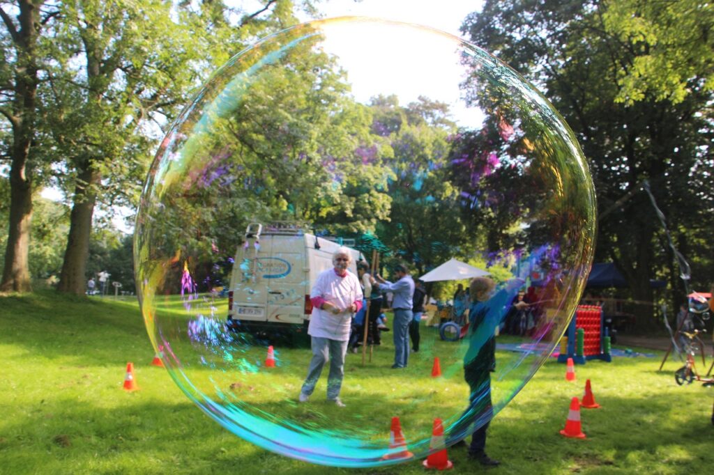 soap bubbles, big, human-937270.jpg